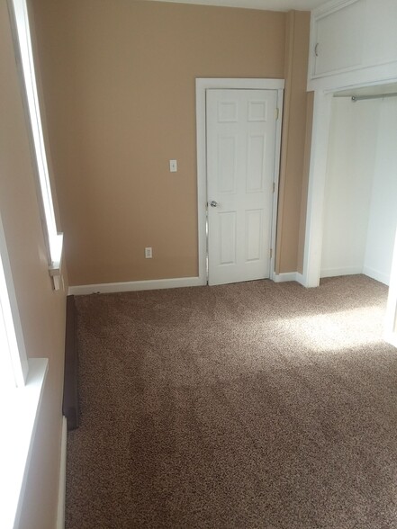 Front bedroom - 1 East Main St.