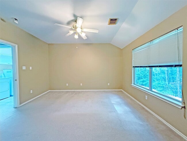 Building Photo - 63 Ledgestone Pl