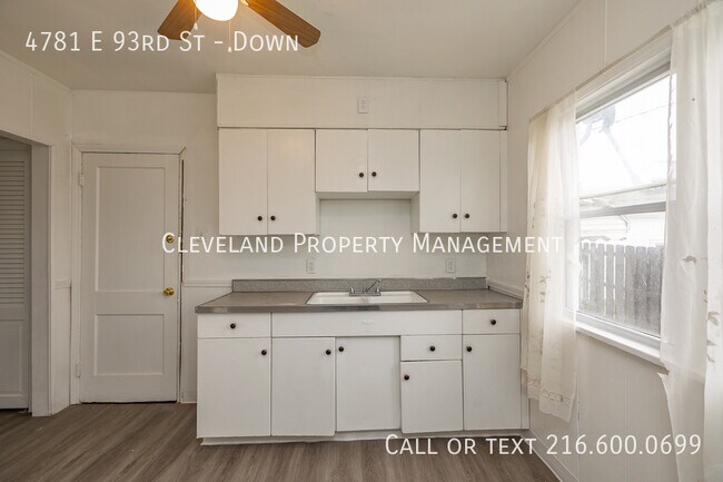 Building Photo - 4781 E 93rd St