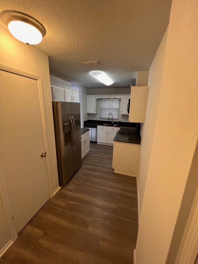 Building Photo - 5436 E Michigan St