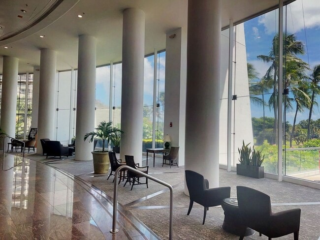 Building Photo - Stunning Kakaako 2 Bedroom at Nauru Tower