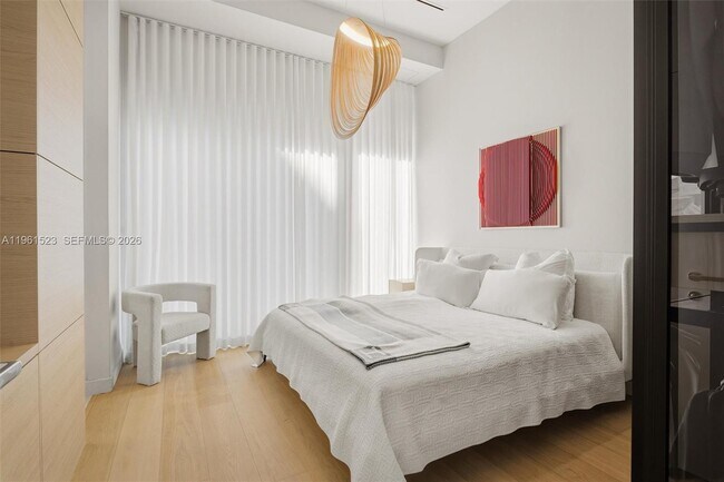 Building Photo - 4701 Meridian Ave