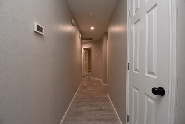 Building Photo - 23122 Beech Canyon Dr