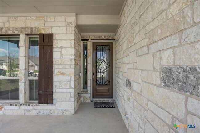 Building Photo - 1112 Lickety Ln