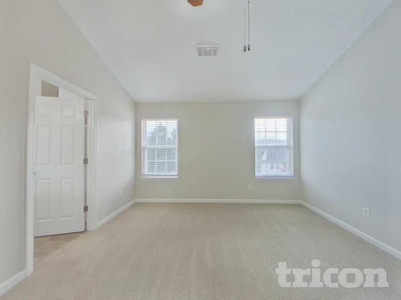 Building Photo - 988 Winding Down Way