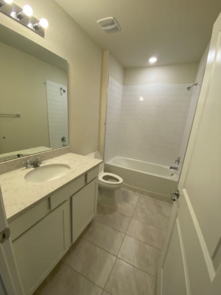 Building Photo - 2931 Hibiscus Ave