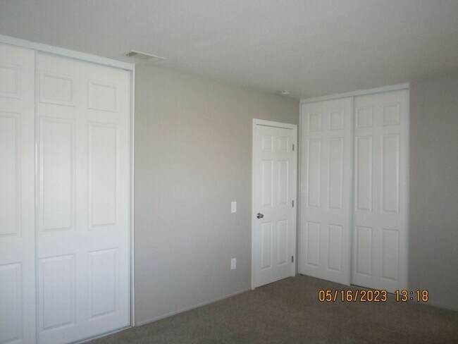 Building Photo - 4 br, 2 bath House - 1510 HIGHRIDGE