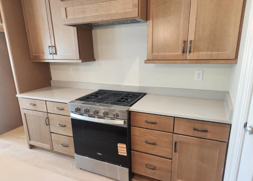 Building Photo - 328 Foxtail Ln