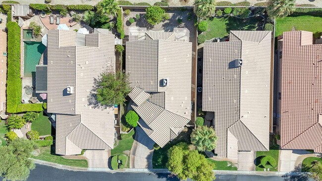 Building Photo - 79851 Carmel Valley Ave