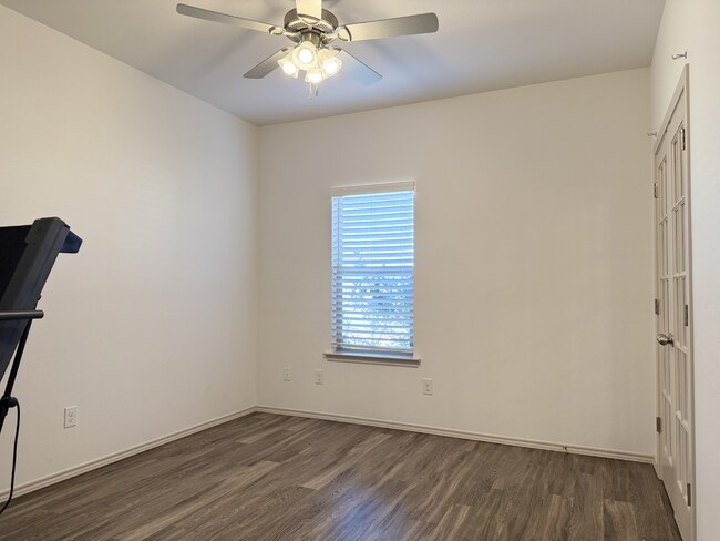 Building Photo - South Lubbock Home with Open Layout, Fireplace & Covered Patio