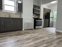 Building Photo - 157 Voss Ave