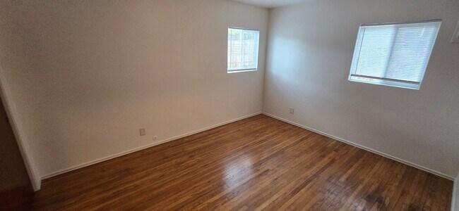 Building Photo - 778 Litchfield Ave