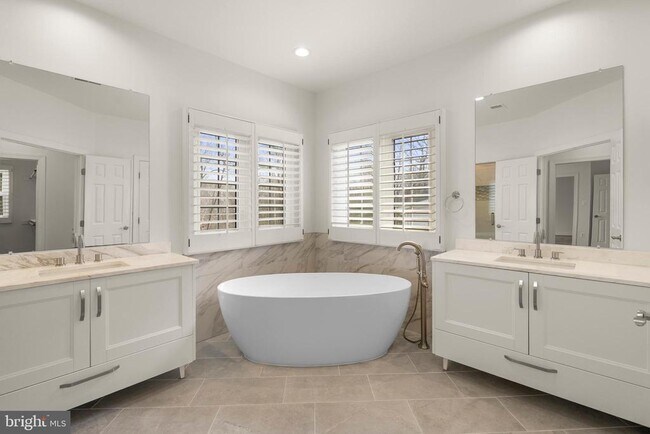 Building Photo - 6058 Sugarstone Ct