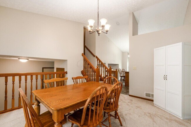 Building Photo - 4494 Earman Dr