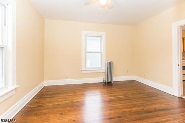 Building Photo - 60 Wildwood Ave