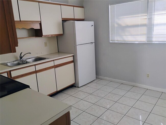 Building Photo - 1717 Shenandoah St