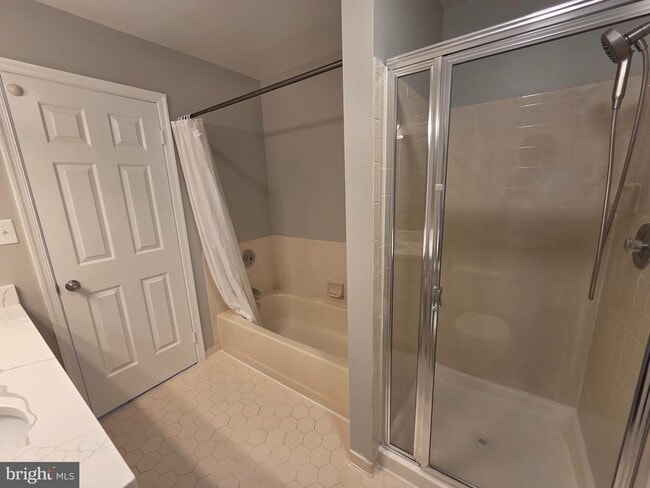 Building Photo - 2220 Cedar Mill Ct