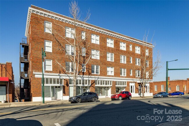 Building Photo - 197 N 2nd St