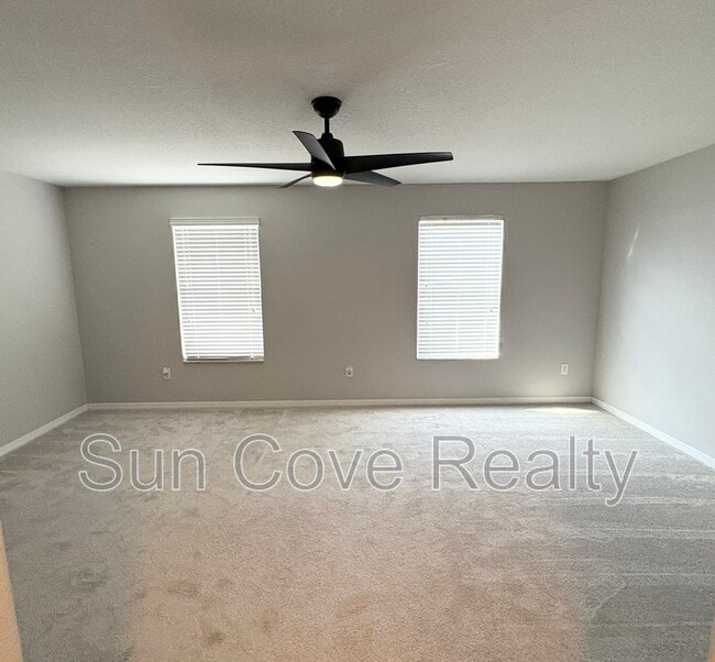 Building Photo - 2111 Roanoke Springs Dr