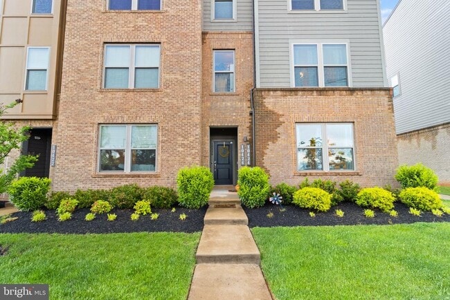 Building Photo - 10424 Ratcliffe Trl