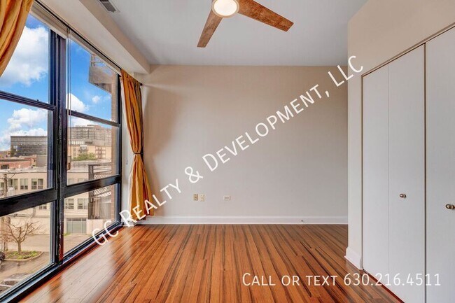 Building Photo - 1260 W Washington Blvd