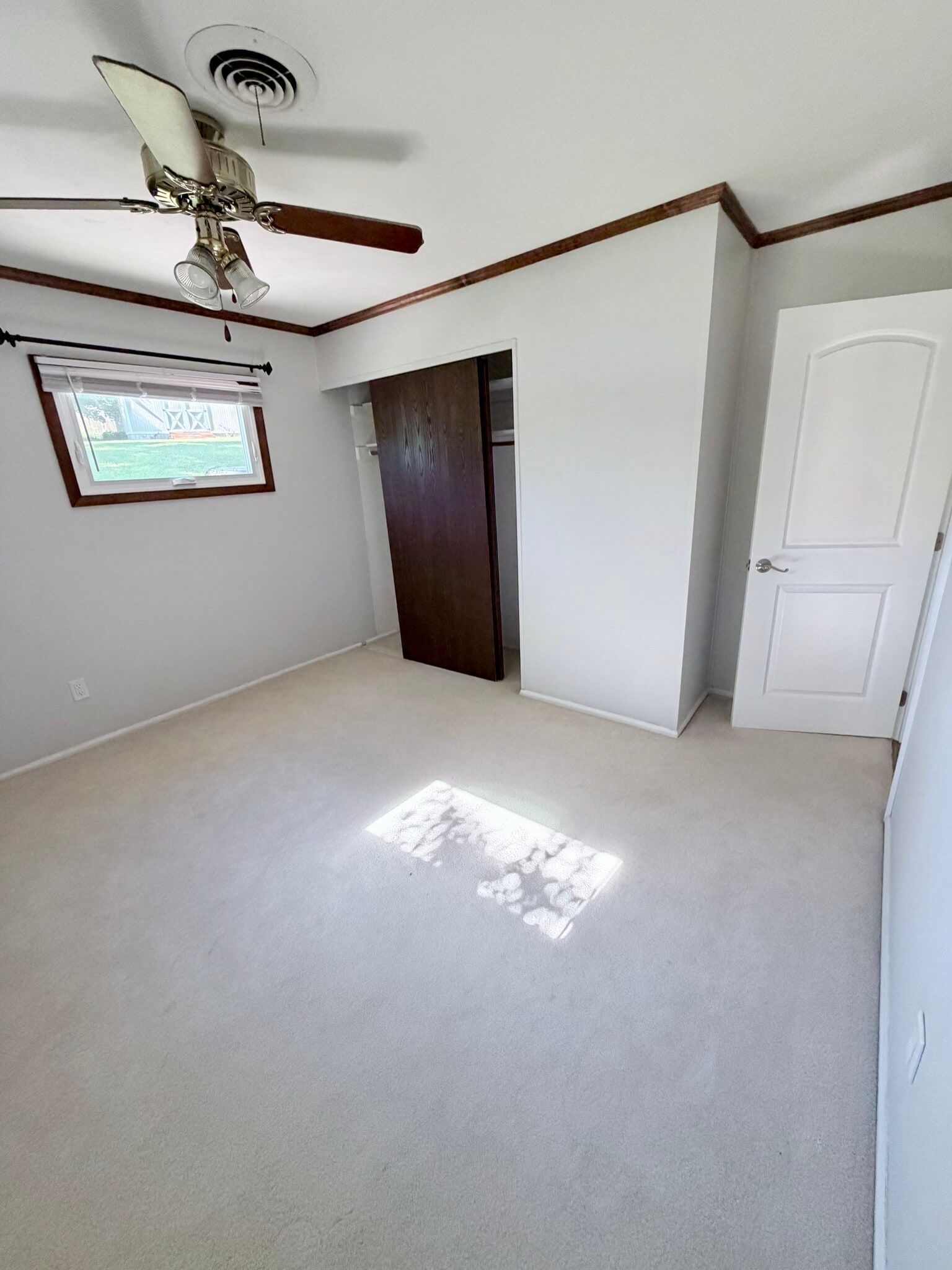 Building Photo - 581 Austin Smith Dr