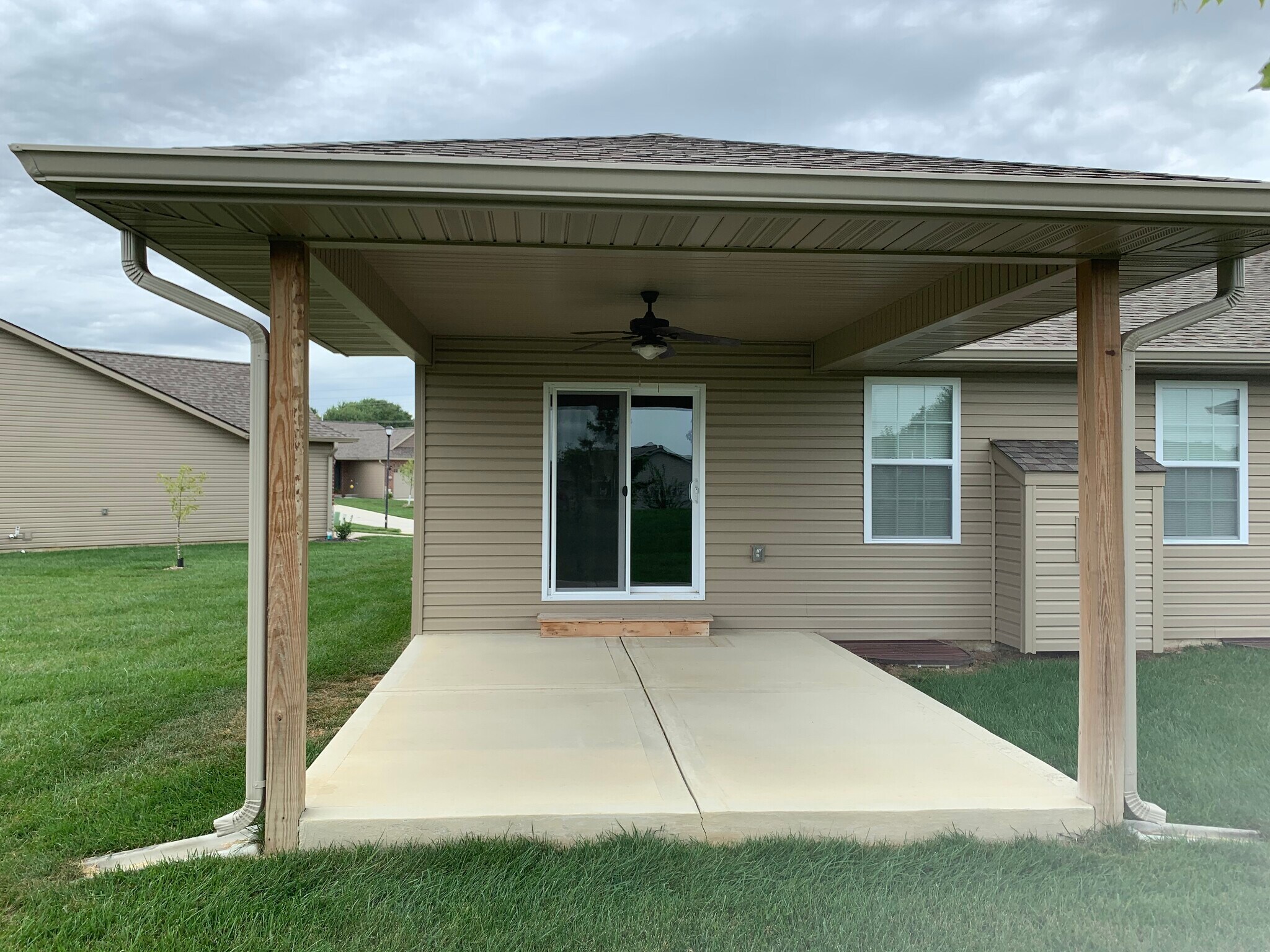 Building Photo - 5818 Executive Plaza Dr