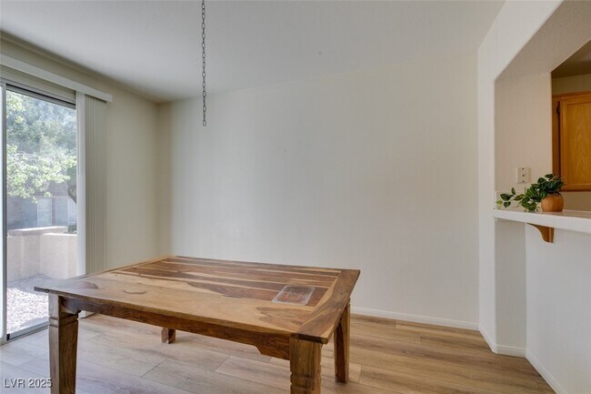 Building Photo - 10220 Delray Beach Ave