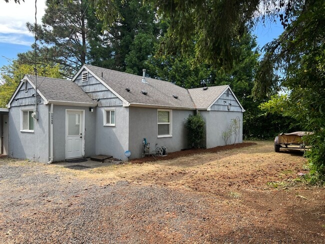 Building Photo - 10955 SE 164th St