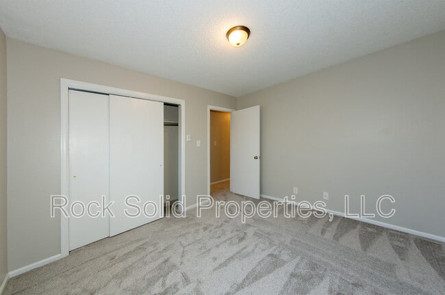 Building Photo - 714 Dell Range Blvd