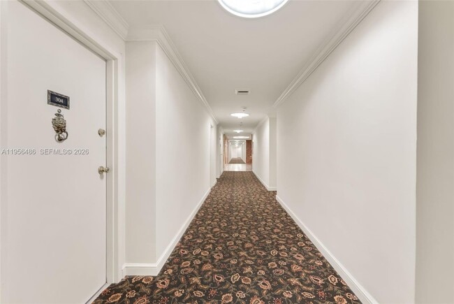 Building Photo - 700 Biltmore Way