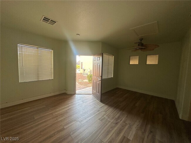 Building Photo - 8908 Sheep Ranch Ct