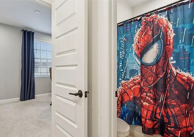 Building Photo - 2340 Woodside Way