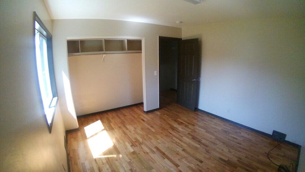 Bedroom in back of home - 1536 Linden St
