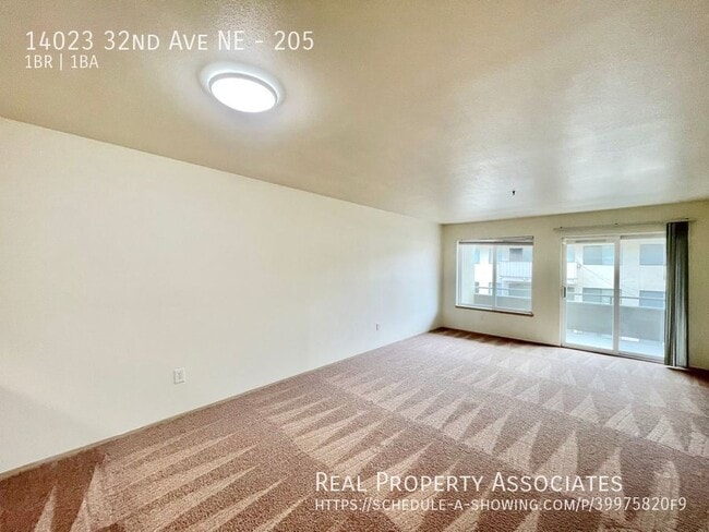Building Photo - 14023 32nd Ave NE