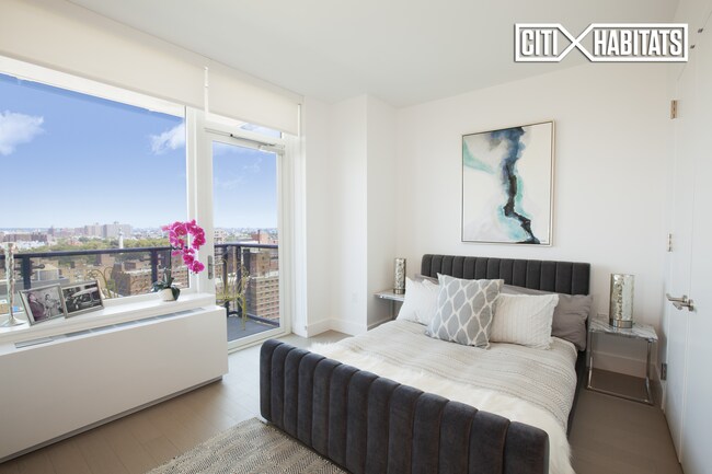 Primary Photo - The Eagle