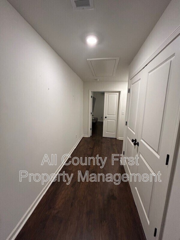 Building Photo - 2662 Stonekey Bend