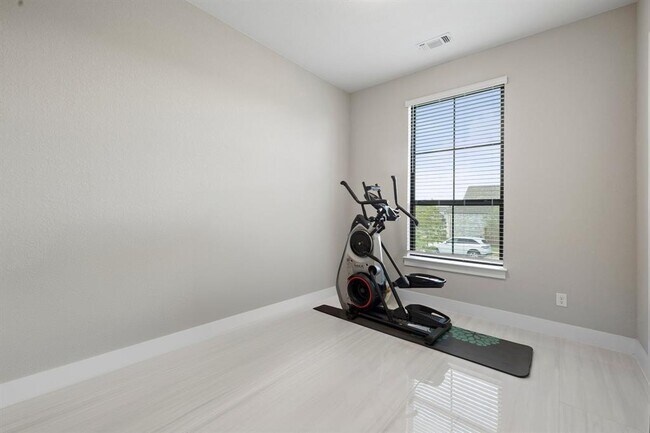 Building Photo - 1008 Willie Rnch Wy