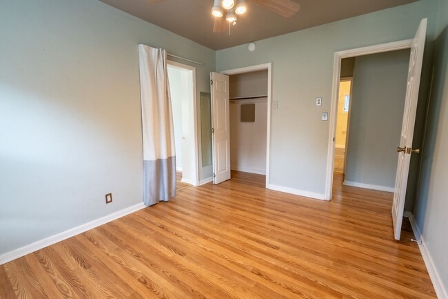 Building Photo - Charming 2 bed 1 bath in midtown Tulsa!