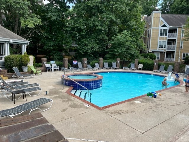 Building Photo - 2502 Cranbrook Ln