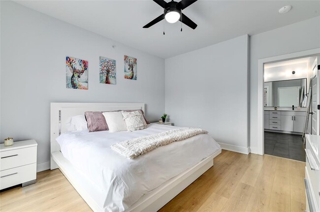 Building Photo - 3101 Govalle Ave