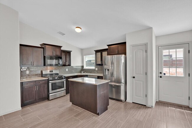 Building Photo - 14900 Tim Hardaway