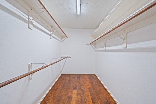 Building Photo - 13130 Eldridge Meadow Dr