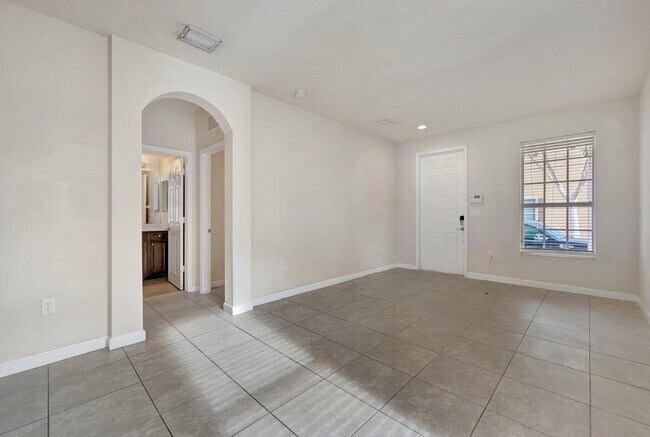 Building Photo - 9480 SW 171st Ct