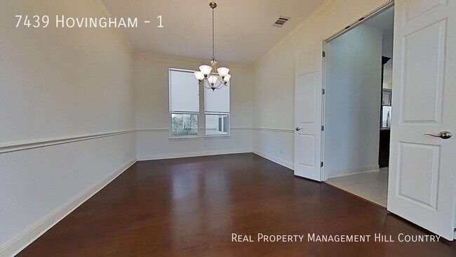 Building Photo - 7439 Hovingham-1
