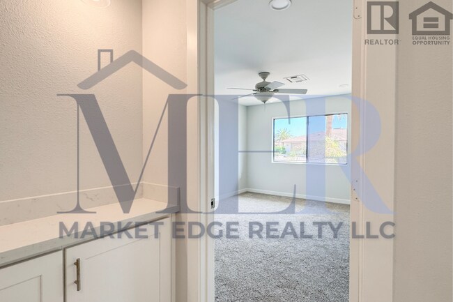 Building Photo - 3Bed/3Bath Home in 55+ Age Restricted Community in Sun City West! Move-In Ready on 06/04/2026! --...
