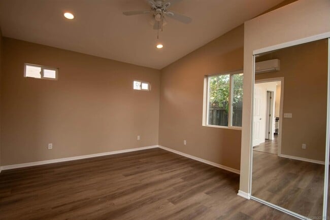 Building Photo - 4632 Finsen Ave