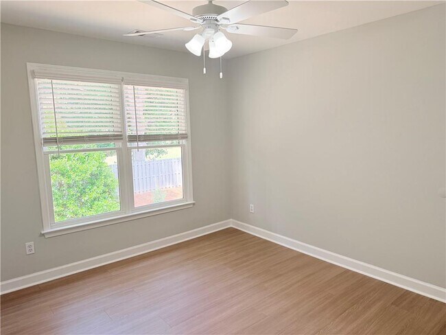 Building Photo - 6730 Wolford Ct