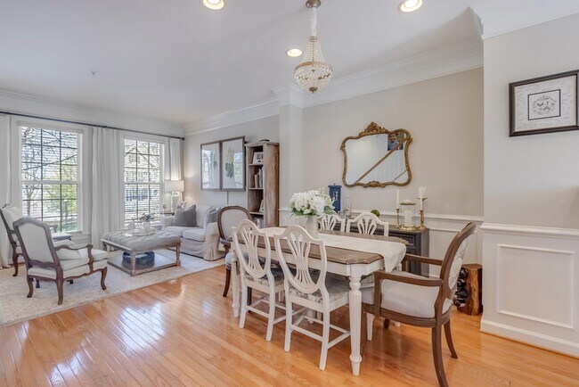 Building Photo - 11429 Log Ridge Dr