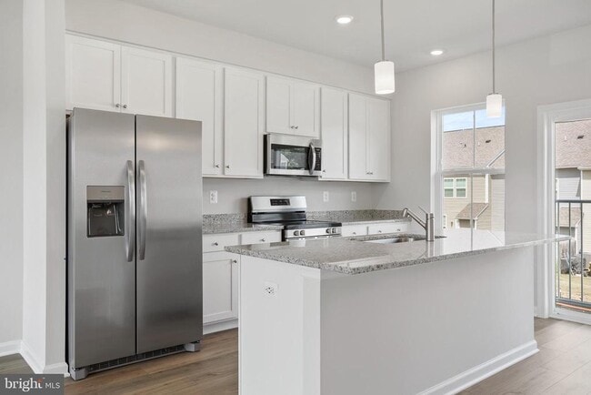 Building Photo - 102 Kinkade Ct